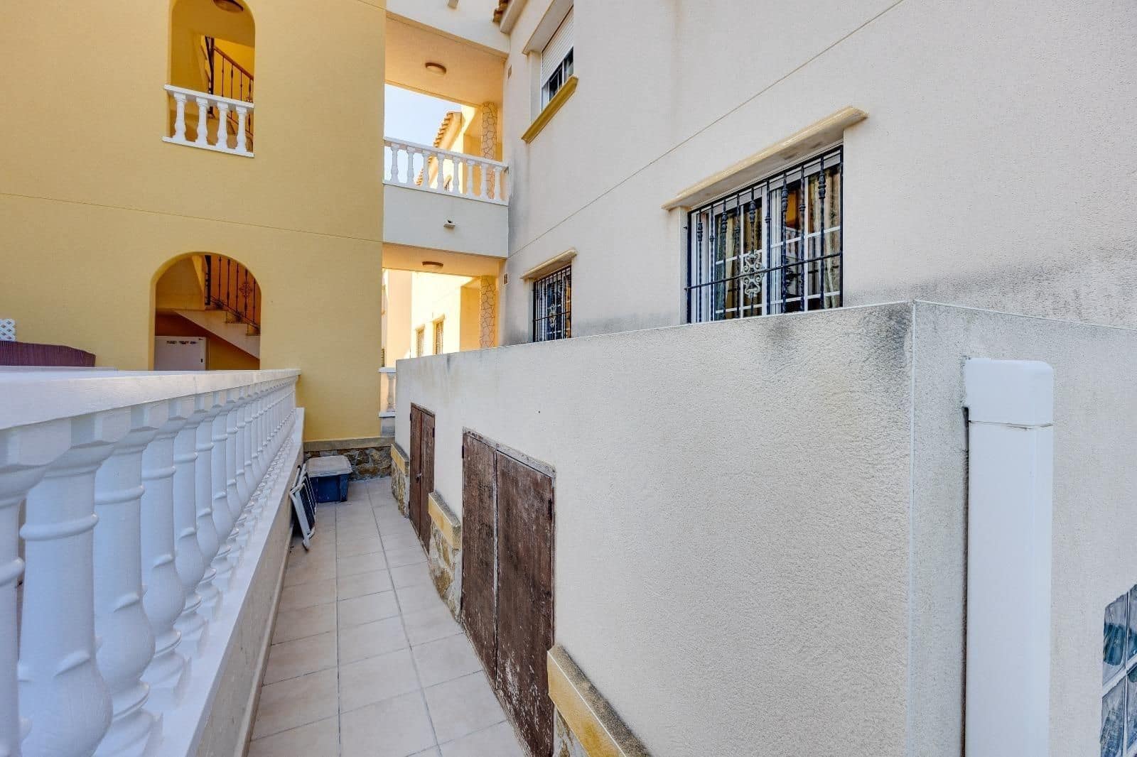 2 bedroom Villa for sale in Orihuela Costa with pool garage - € 198,000 (Ref: 10062172)