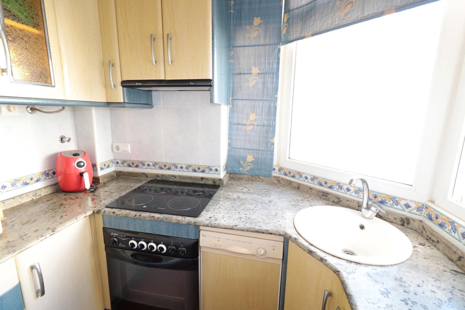 3 soveværelse Lejlighed til salg i Torrevieja - € 250.000 (Ref: 10062177)