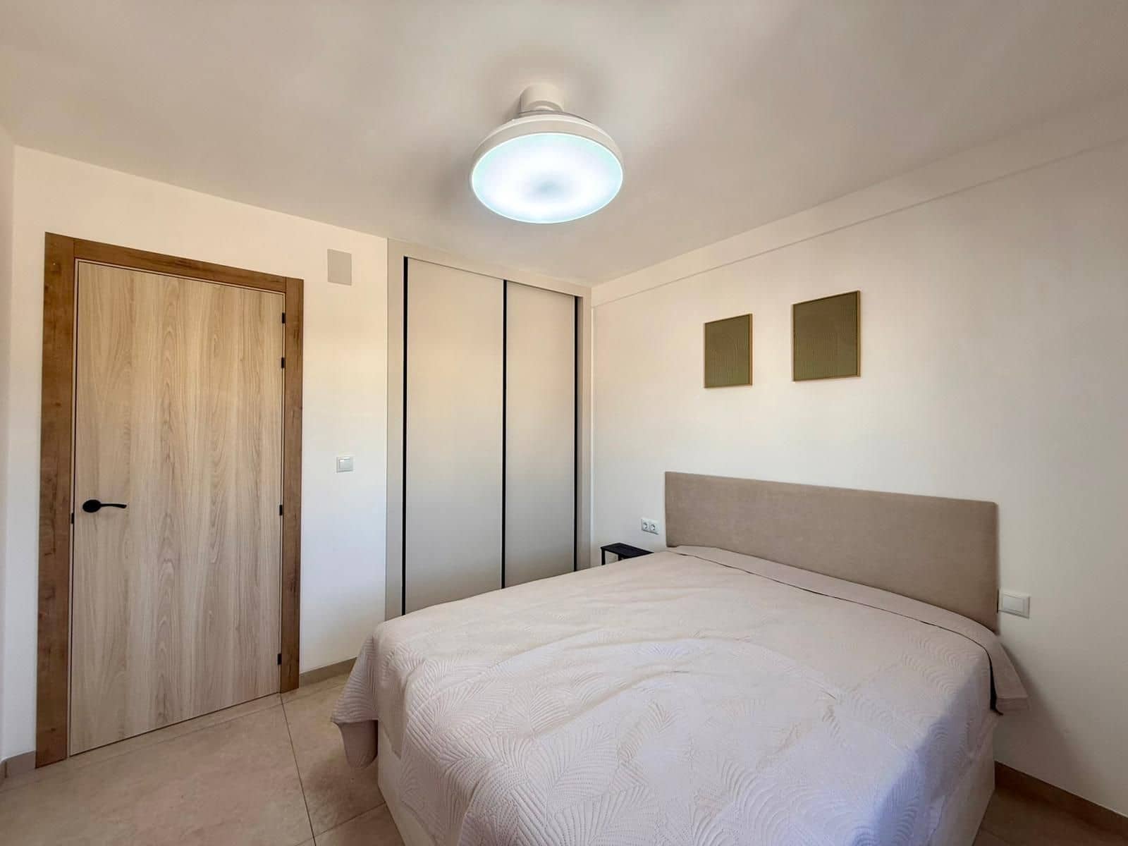 1 soverom Penthouse til salgs i Torrevieja - € 139 900 (Ref: 10064847)