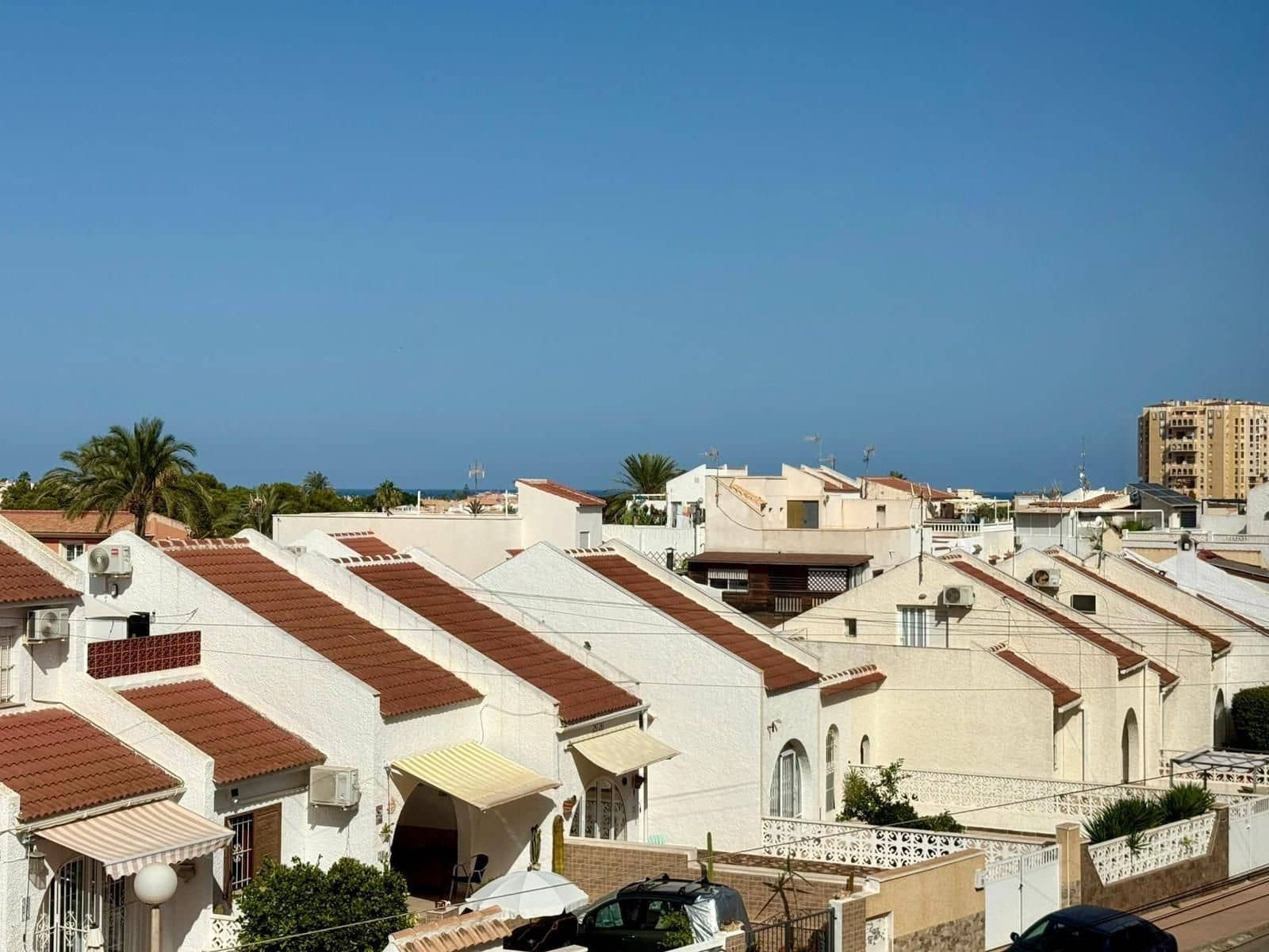 1 soverom Penthouse til salgs i Torrevieja - € 139 900 (Ref: 10064847)