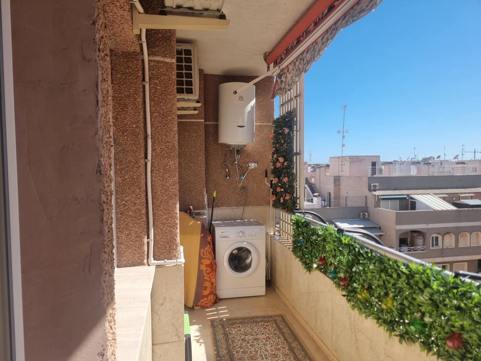 2 Zimmer Apartment zu verkaufen in Torrevieja - 163.000 € (Ref: 10068083)