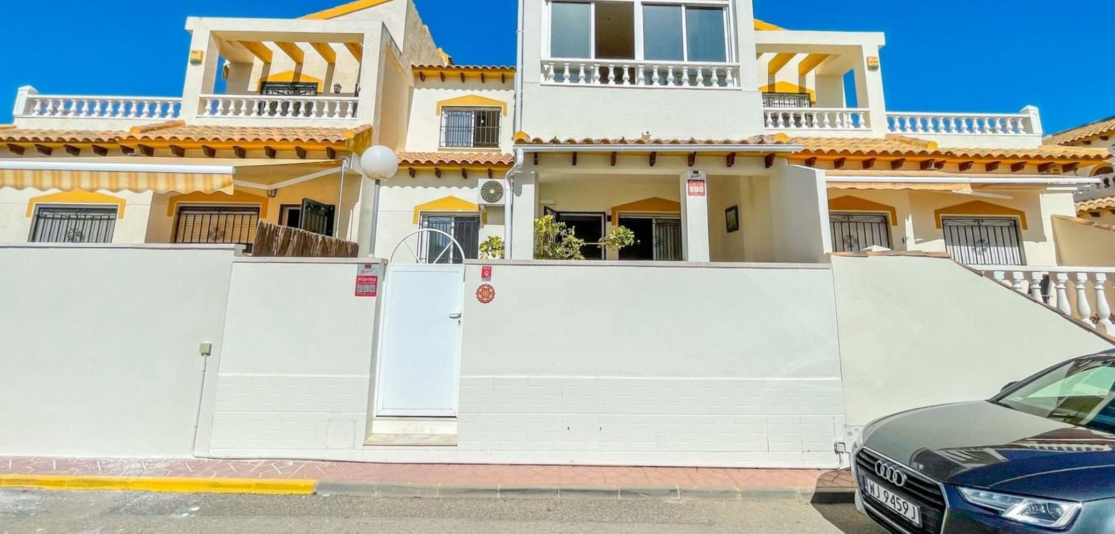 3 chambre Villa/Maison Mitoyenne à vendre à Orihuela avec piscine - 268 800 € (Ref: 10068090)