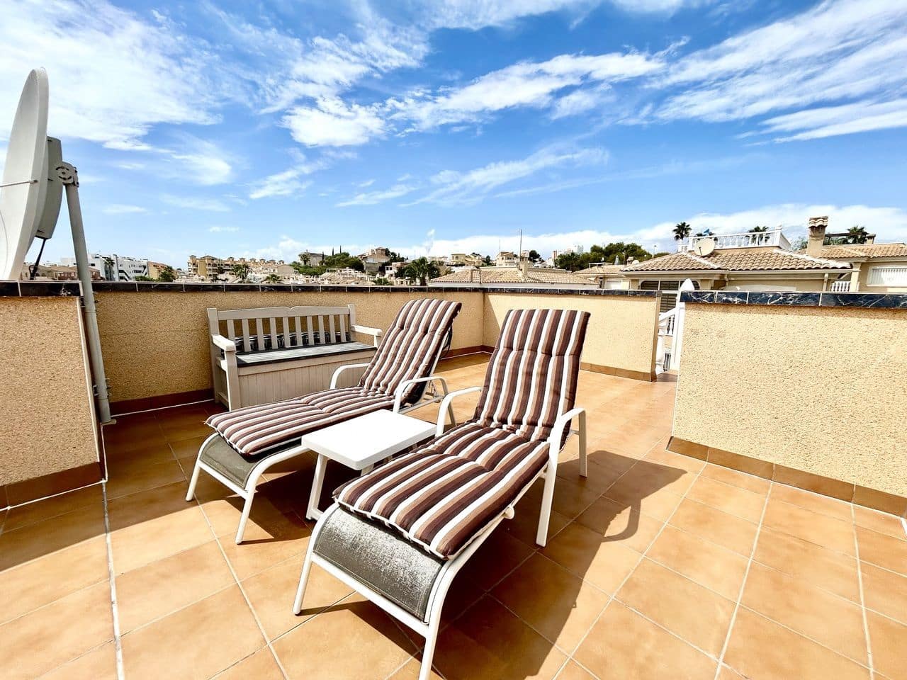 5 camera da letto Villa in vendita in Villamartin - 269.000 € (Rif: 10068093)