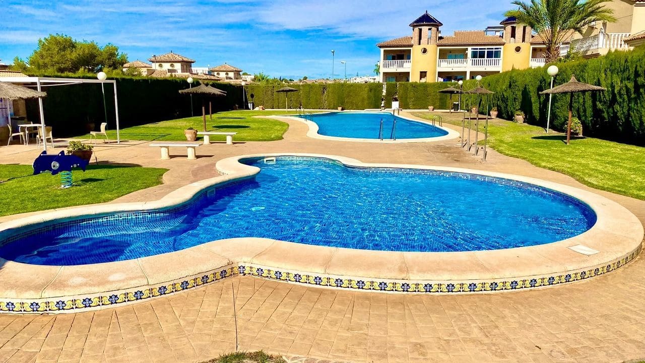 5 camera da letto Villa in vendita in Villamartin - 269.000 € (Rif: 10068093)