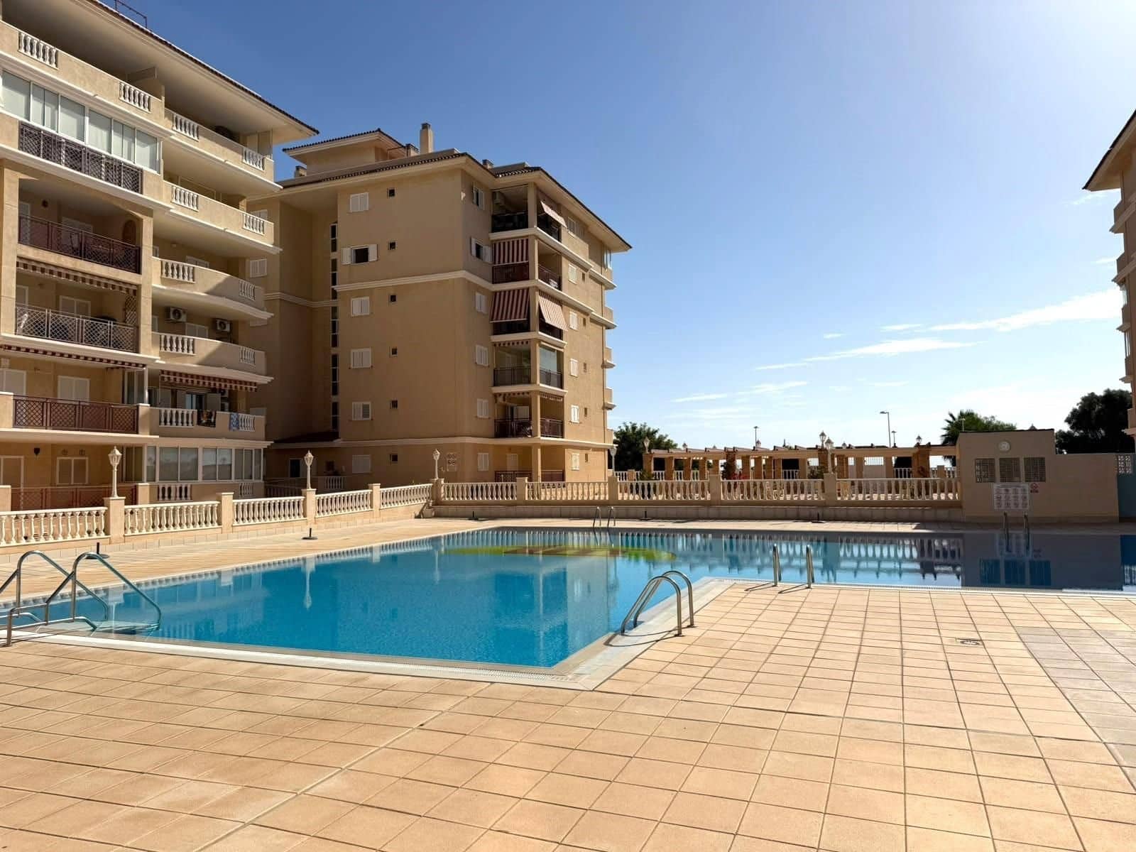 1 sypialnia Apartament na sprzedaż w La Mata z basenem - 185 900 € (Ref: 10068095)