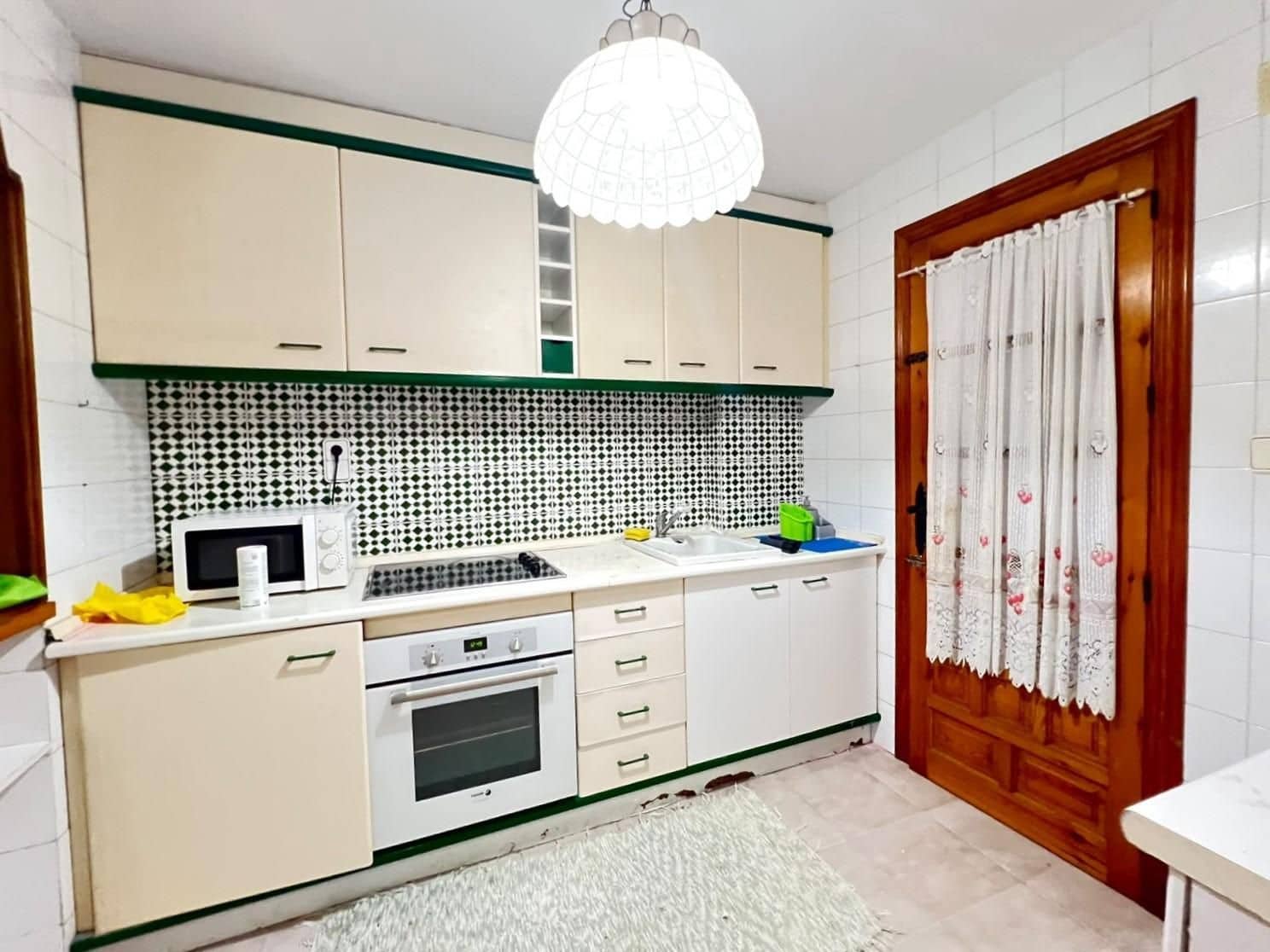 1 sovrum Lägenhet till salu i Torrevieja med pool - 130 000 € (Ref: 10068096)