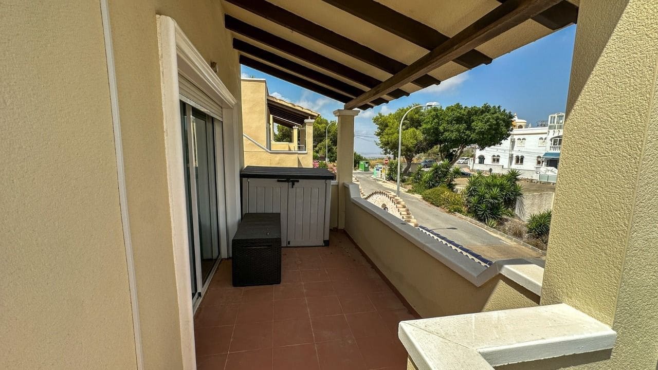 3 slaapkamer Villa te koop in Villamartin - € 345.000 (Ref: 10070960)