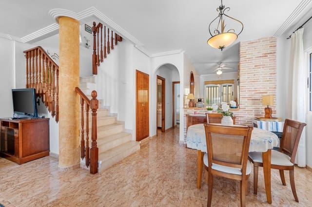 3 sovrum Villa till salu i El Raso, Guardamar del Segura - 290 000 € (Ref: 10070963)
