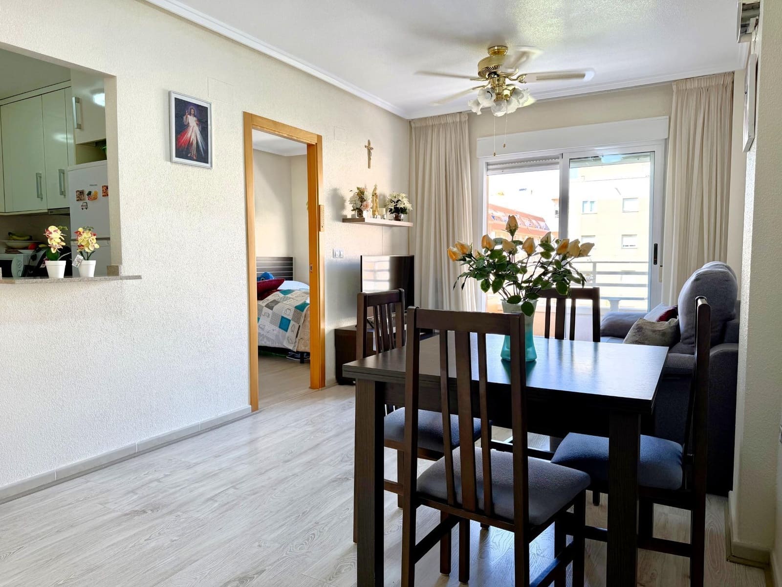 2 Zimmer Apartment zu verkaufen in Torrevieja - 135.000 € (Ref: 10072617)