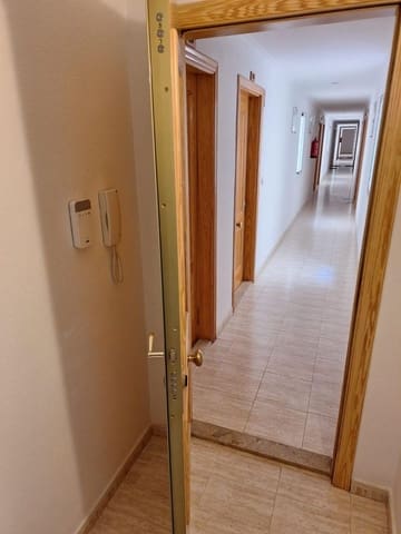 Apartamento de 3 habitaciones en Torrevieja en venta con piscina - 190.000 € (Ref: 10072620)