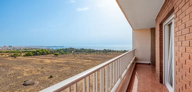 2 sypialnia Apartament na sprzedaż w Punta Prima, Torrevieja z basenem garażem - 225 000 € (Ref: 10076595)