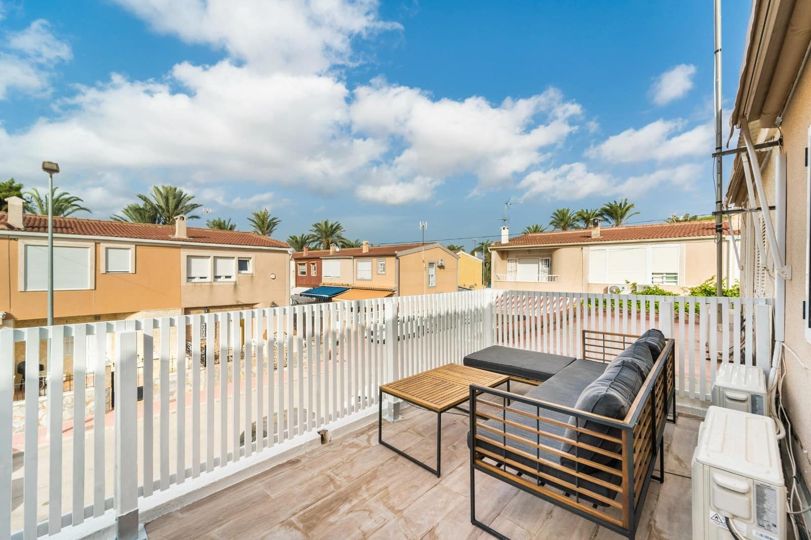 4 Zimmer Apartment zu verkaufen in Torrevieja - 215.500 € (Ref: 10086360)