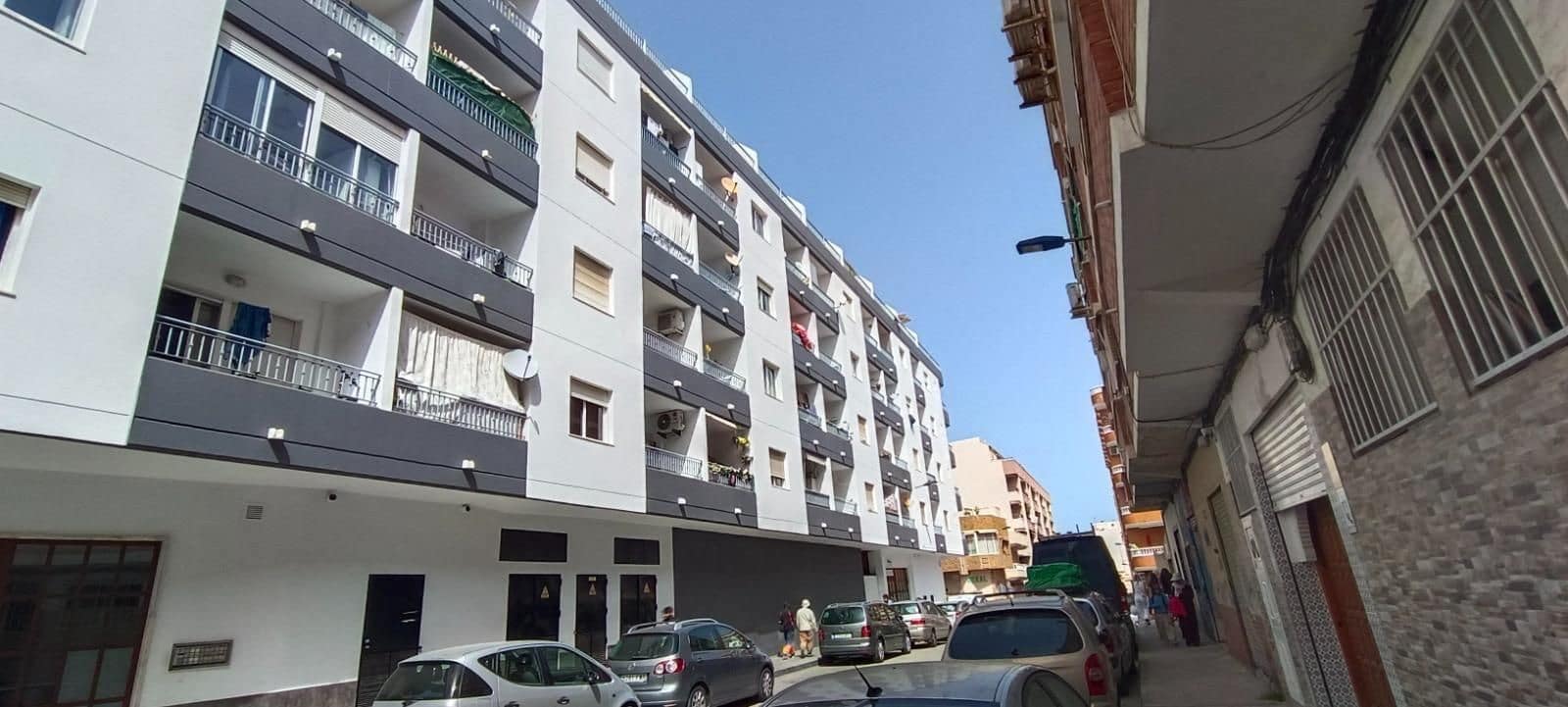 2 soverom Leilighet til salgs i Torrevieja med svømmebasseng - € 113 000 (Ref: 10086370)