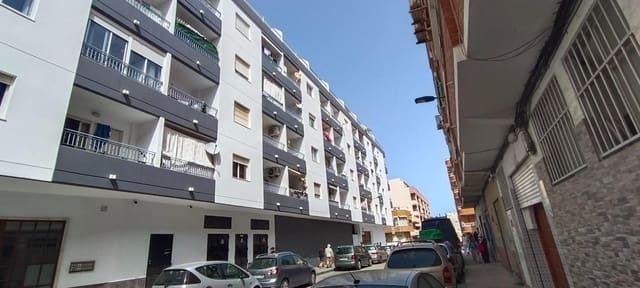 2 soverom Leilighet til salgs i Centro, Torrevieja med svømmebasseng - € 113 000 (Ref: 10086370)