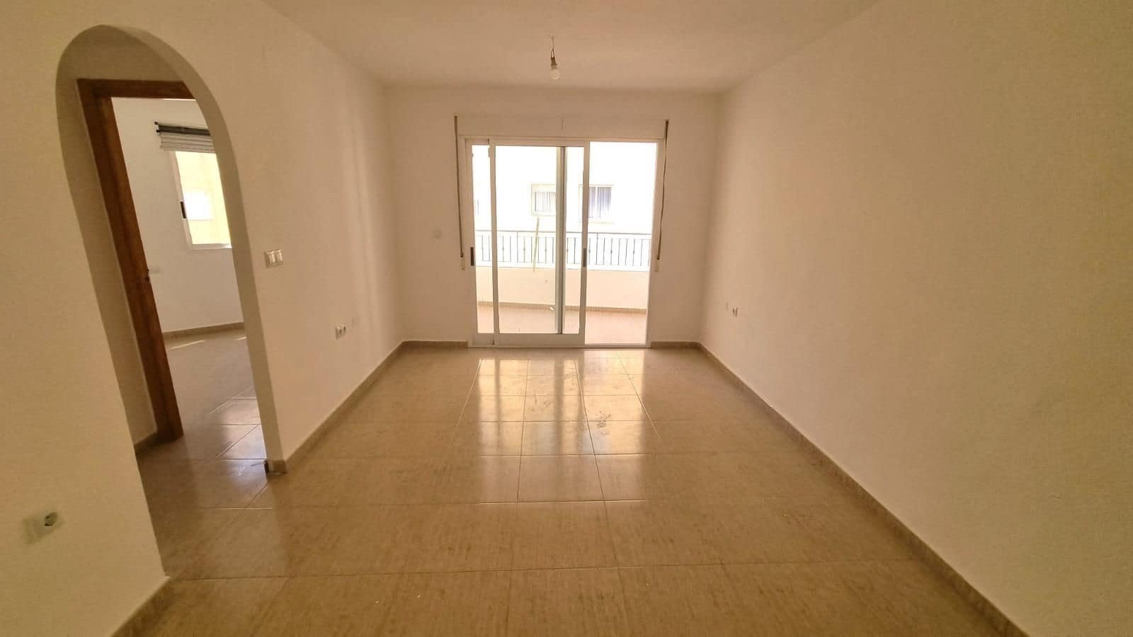 2 soverom Leilighet til salgs i Torrevieja med svømmebasseng - € 113 000 (Ref: 10086370)