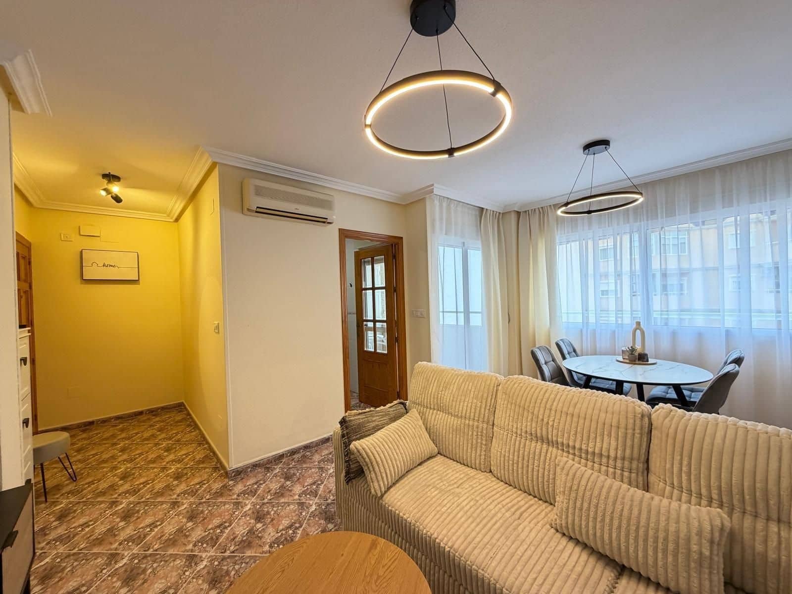 2 Zimmer Apartment zu verkaufen in Torrevieja - 164.900 € (Ref: 10089883)