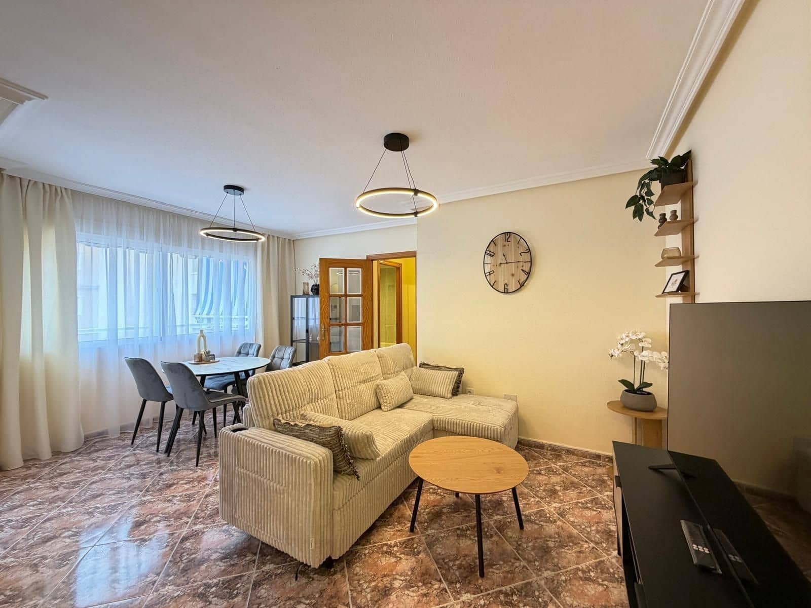 2 Zimmer Apartment zu verkaufen in Torrevieja - 164.900 € (Ref: 10089883)