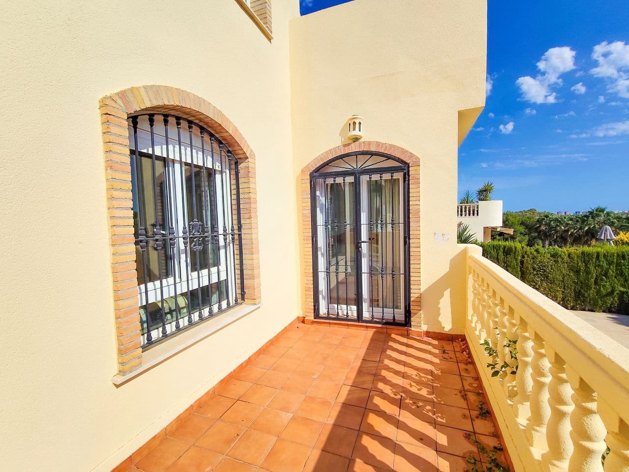 3 sovrum Villa till salu i Orihuela Costa - 430 000 € (Ref: 10089892)