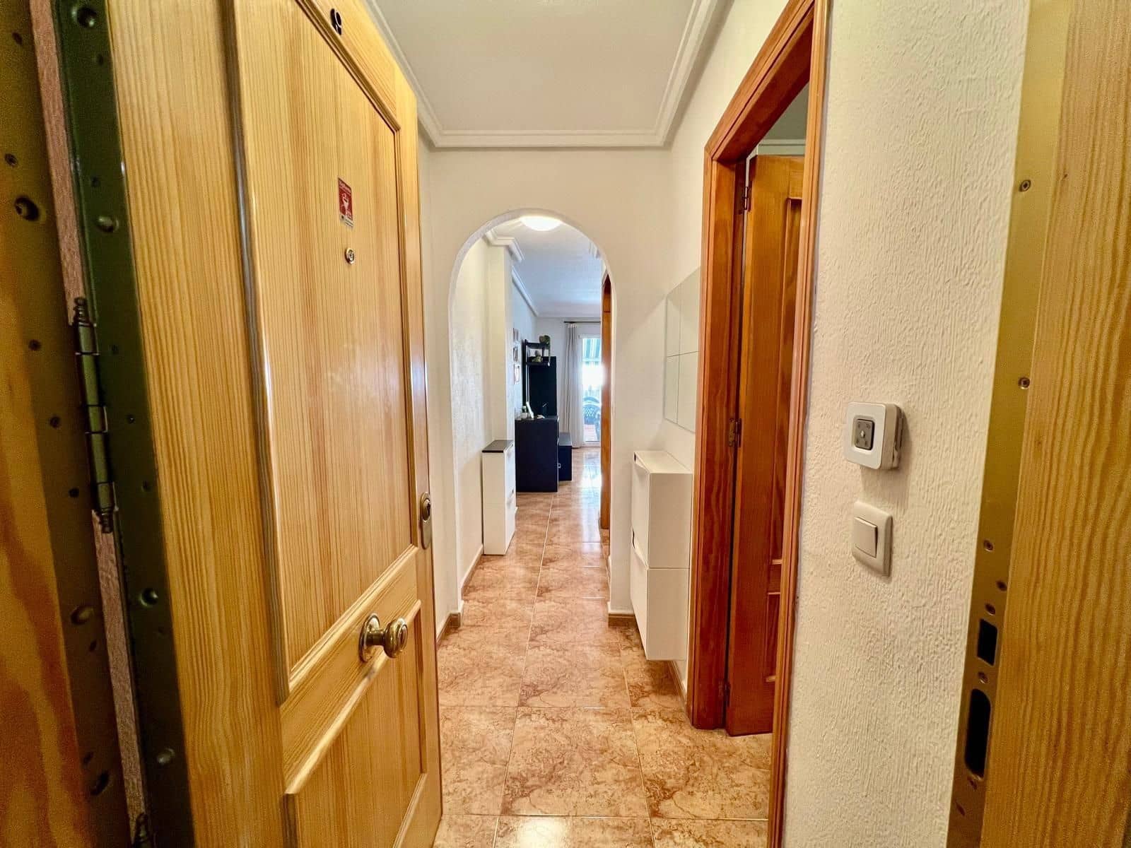 1 Zimmer Apartment zu verkaufen in Torrevieja - 126.900 € (Ref: 10089896)