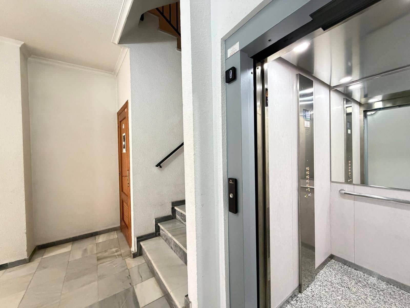 2 slaapkamer Appartement te koop in Torrevieja - € 158.000 (Ref: 10089899)