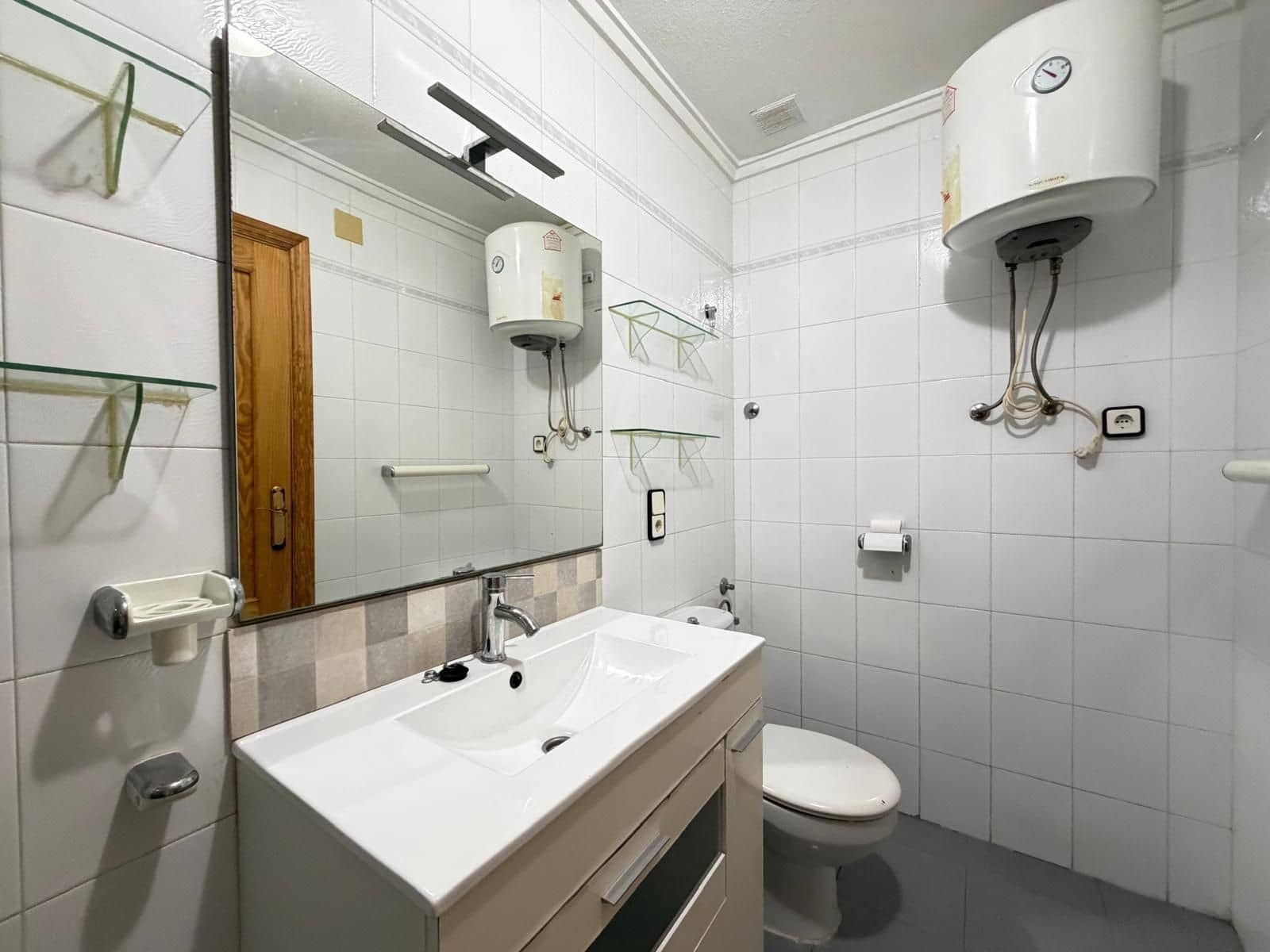 2 slaapkamer Appartement te koop in Torrevieja - € 158.000 (Ref: 10089899)
