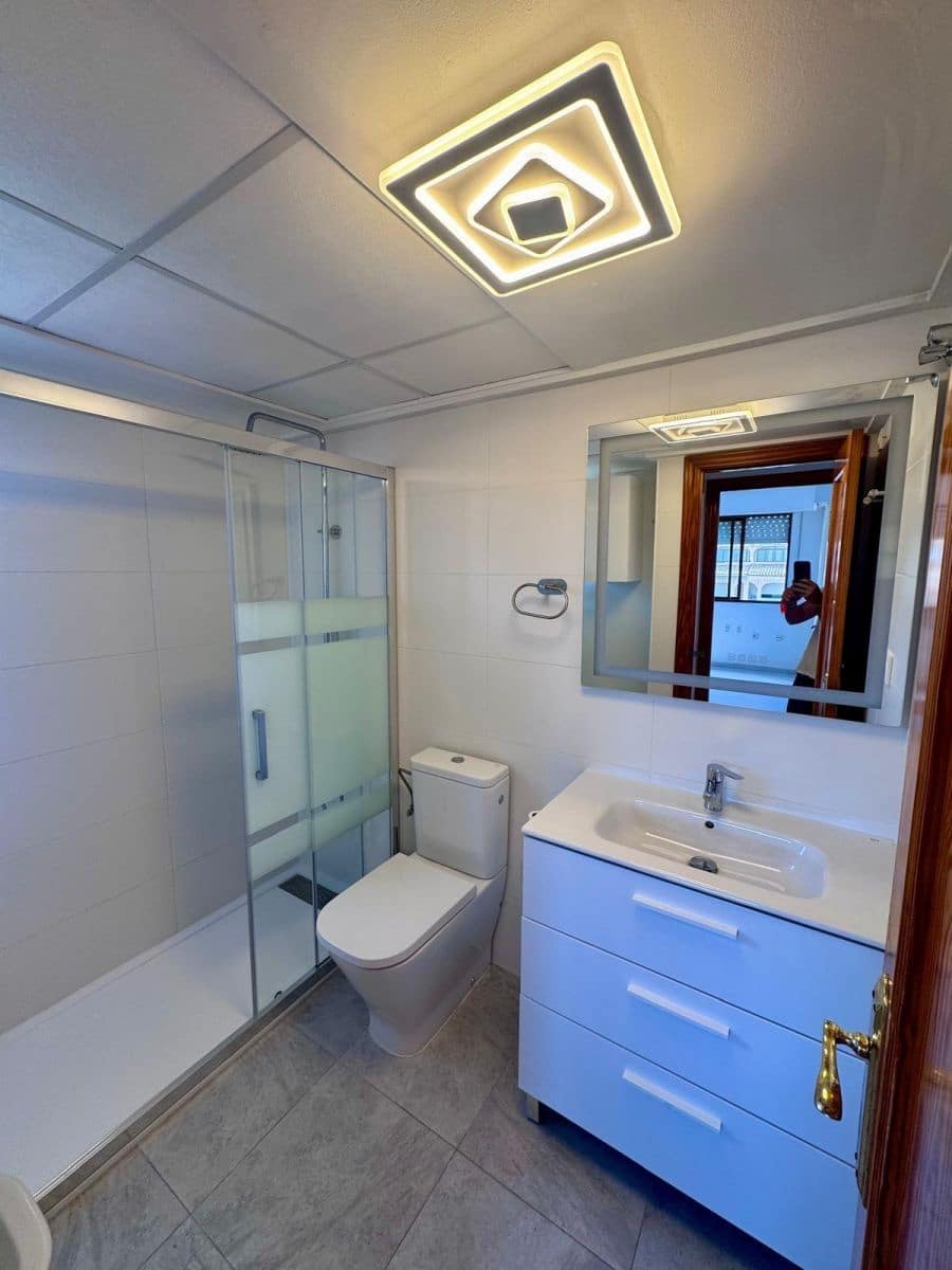 2 slaapkamer Appartement te koop in Torrevieja met zwembad - € 149.900 (Ref: 10089904)