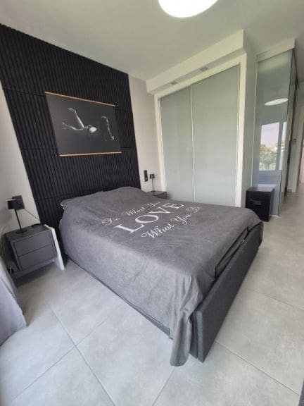3 soverom Penthouse til salgs i Torrevieja med svømmebasseng garasje - € 309 750 (Ref: 10090837)