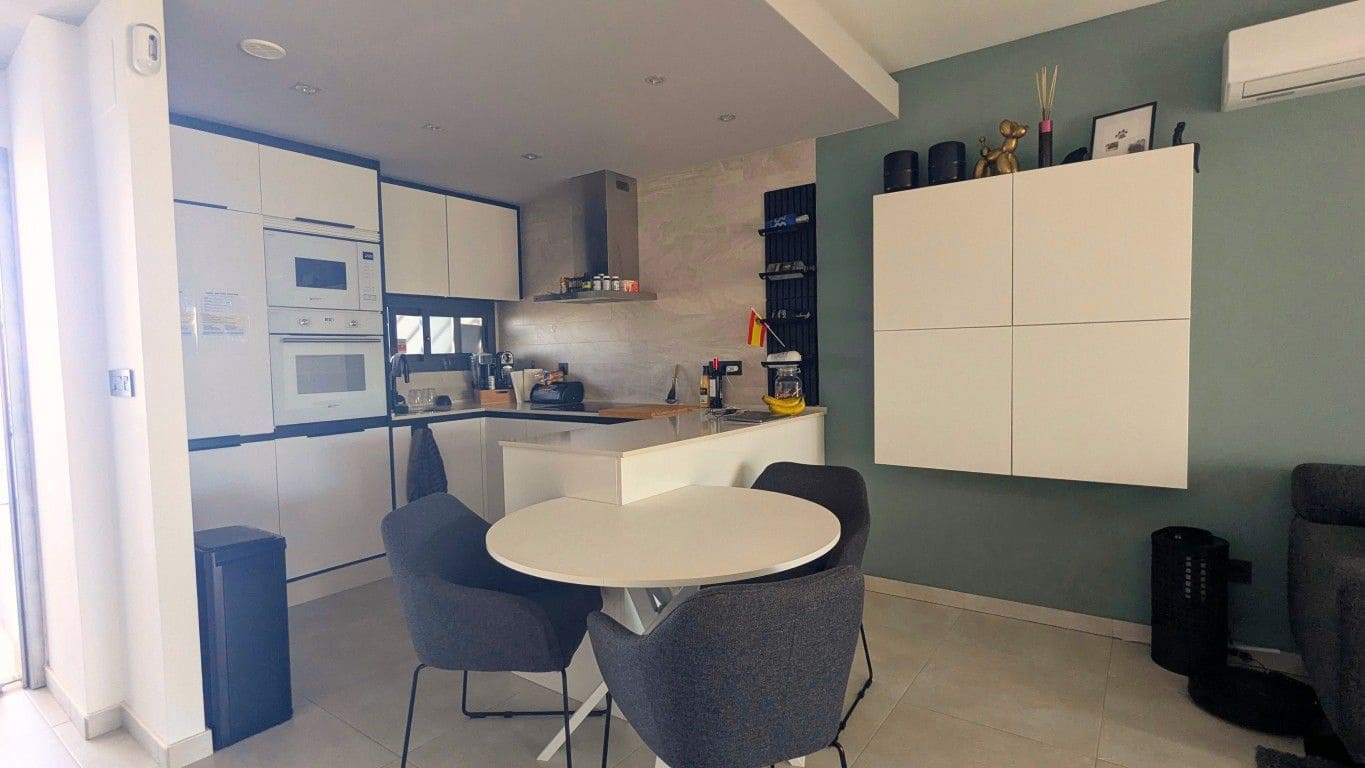 3 sypialnia Penthouse na sprzedaż w El Raso z garażem - 309 750 € (Ref: 10090840)