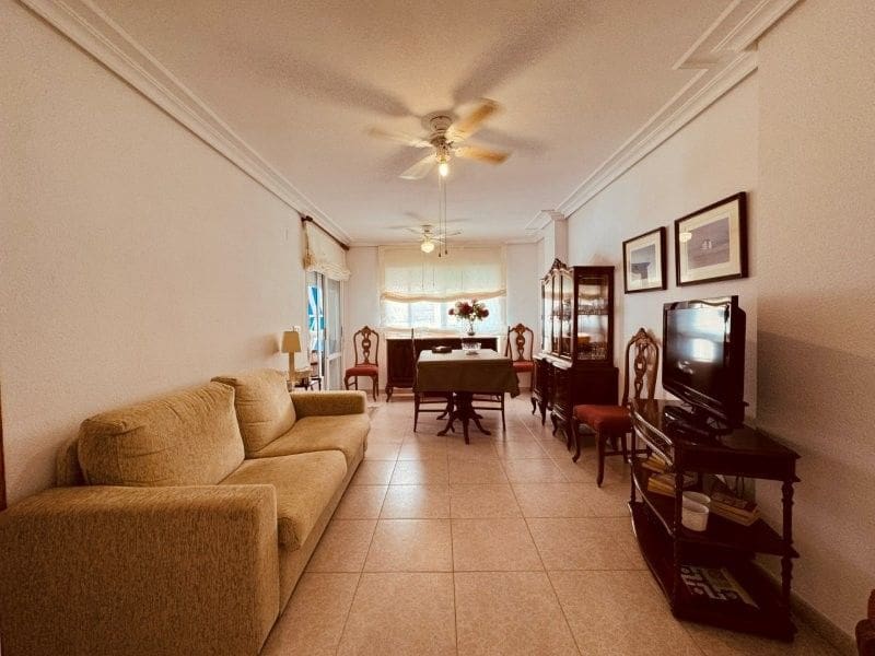 2 makuuhuone Huoneisto myytävänä paikassa Torrevieja - 162 000 € (Ref: 10090841)