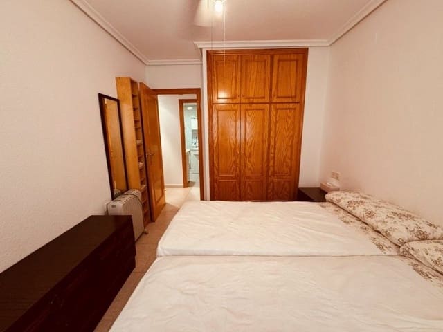 2 makuuhuone Huoneisto myytävänä paikassa Torrevieja - 162 000 € (Ref: 10090841)