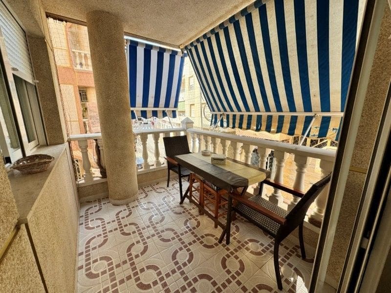 2 makuuhuone Huoneisto myytävänä paikassa Torrevieja - 162 000 € (Ref: 10090841)