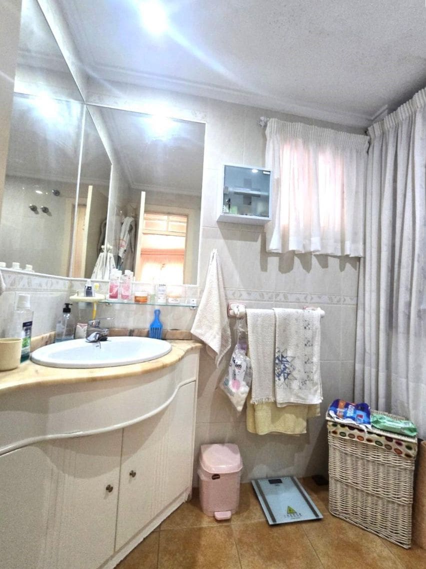 3 soverom Villa til salgs i Torrevieja med svømmebasseng - € 370 000 (Ref: 10090844)