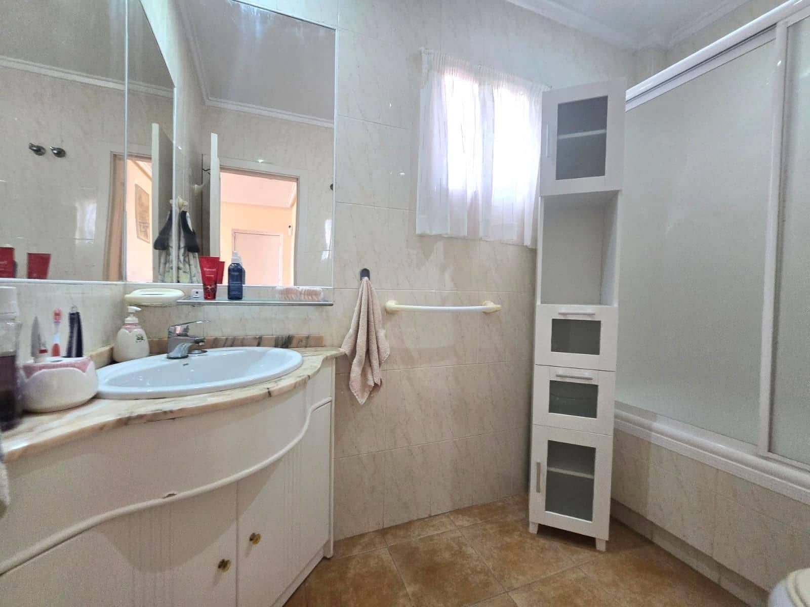 3 soverom Villa til salgs i Torrevieja med svømmebasseng - € 370 000 (Ref: 10090844)