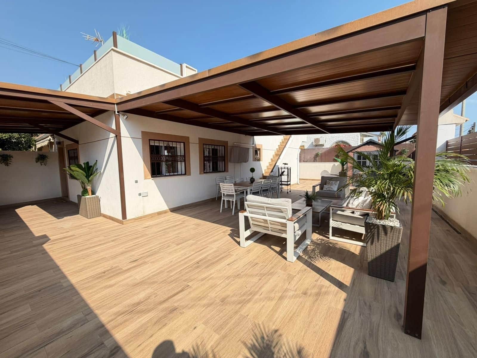 2 soveværelse Villa til salg i Torrevieja - € 339.333 (Ref: 10090852)