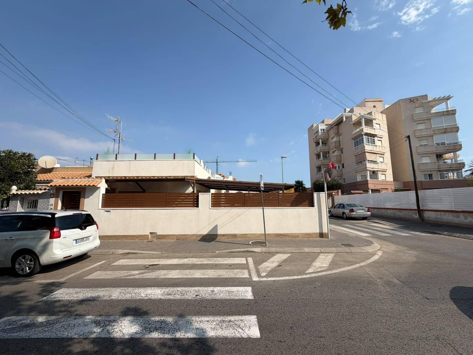 2 soveværelse Villa til salg i Torrevieja - € 339.333 (Ref: 10090852)