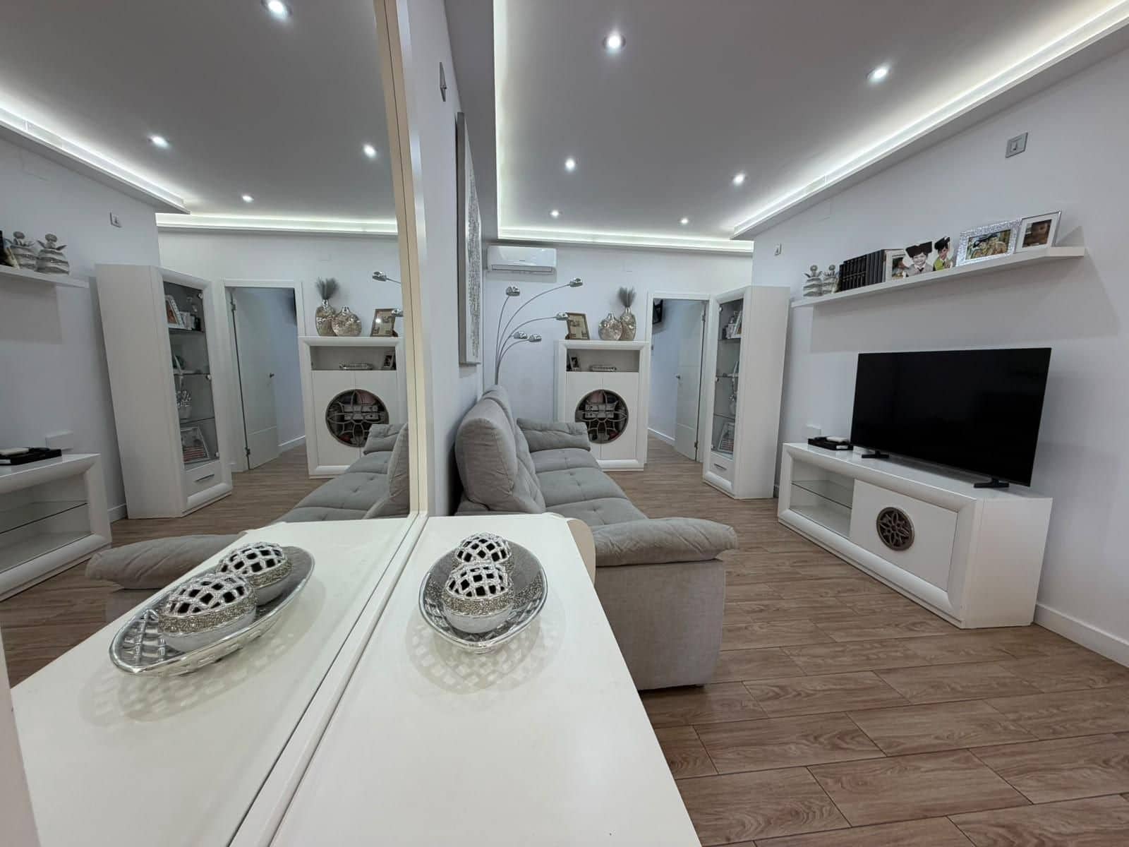 2 soveværelse Villa til salg i Torrevieja - € 339.333 (Ref: 10090852)