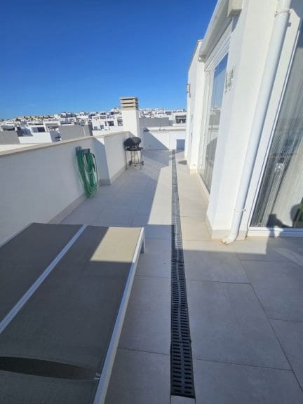 4 sovrum Semi-fristående Villa till salu i Torrevieja - 535 000 € (Ref: 10094910)