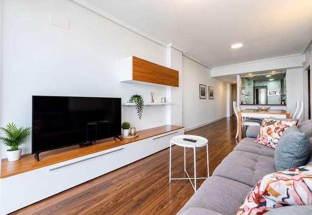 3 makuuhuone Huoneisto myytävänä paikassa Playa del Cura, Torrevieja mukana 
autotalli - 459 000 € (Ref: 10100376)