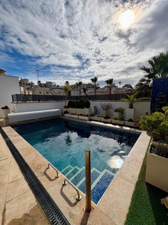 Chalet de 3 habitaciones en Formentera del Segura en venta con piscina garaje - 662.500 € (Ref: 10102795)
