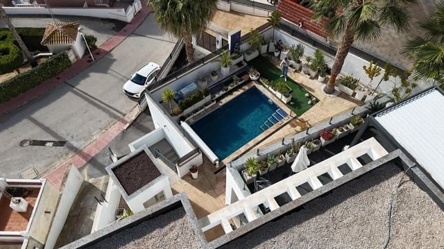 Chalet de 3 habitaciones en Formentera del Segura en venta con piscina garaje - 662.500 € (Ref: 10102795)