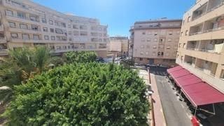 2 slaapkamer Appartement te koop in Centro, Torrevieja met zwembad - € 123.000 (Ref: 10102805)