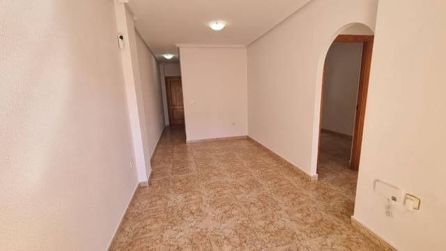 2 slaapkamer Appartement te koop in Centro, Torrevieja met zwembad - € 123.000 (Ref: 10102805)