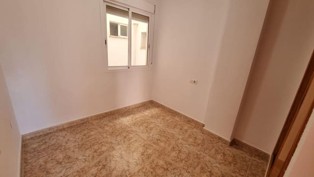 2 slaapkamer Appartement te koop in Centro, Torrevieja met zwembad - € 123.000 (Ref: 10102805)