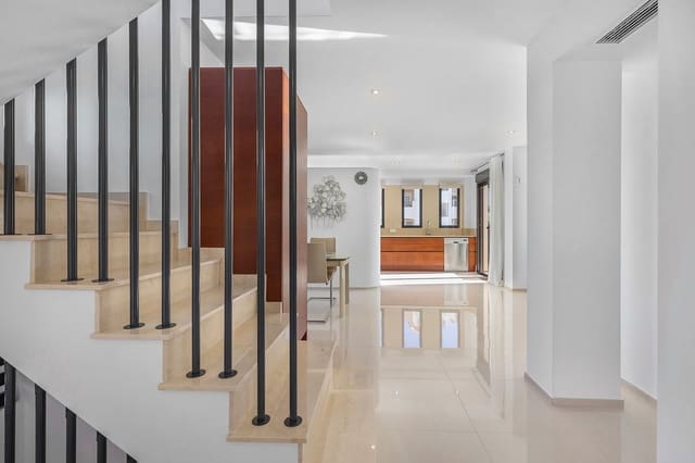 5 camera da letto Villa in vendita in La Zenia, Orihuela - 879.000 € (Rif: 10109877)