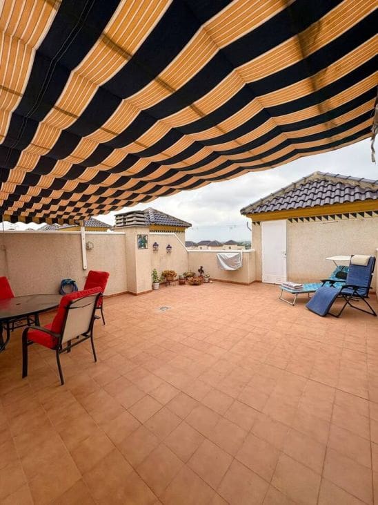2 sypialnia Penthouse na sprzedaż w Guardamar del Segura z basenem - 170 500 € (Ref: 10109881)