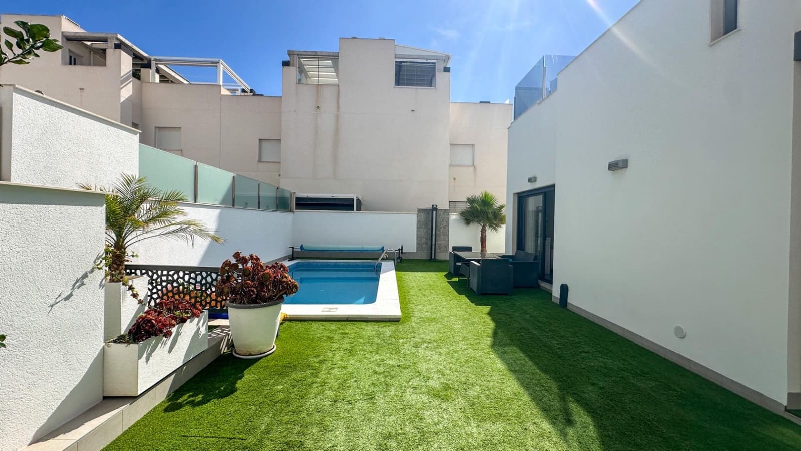 5 camera da letto Villa in vendita in Torrevieja con piscina - 549.000 € (Rif: 10110979)