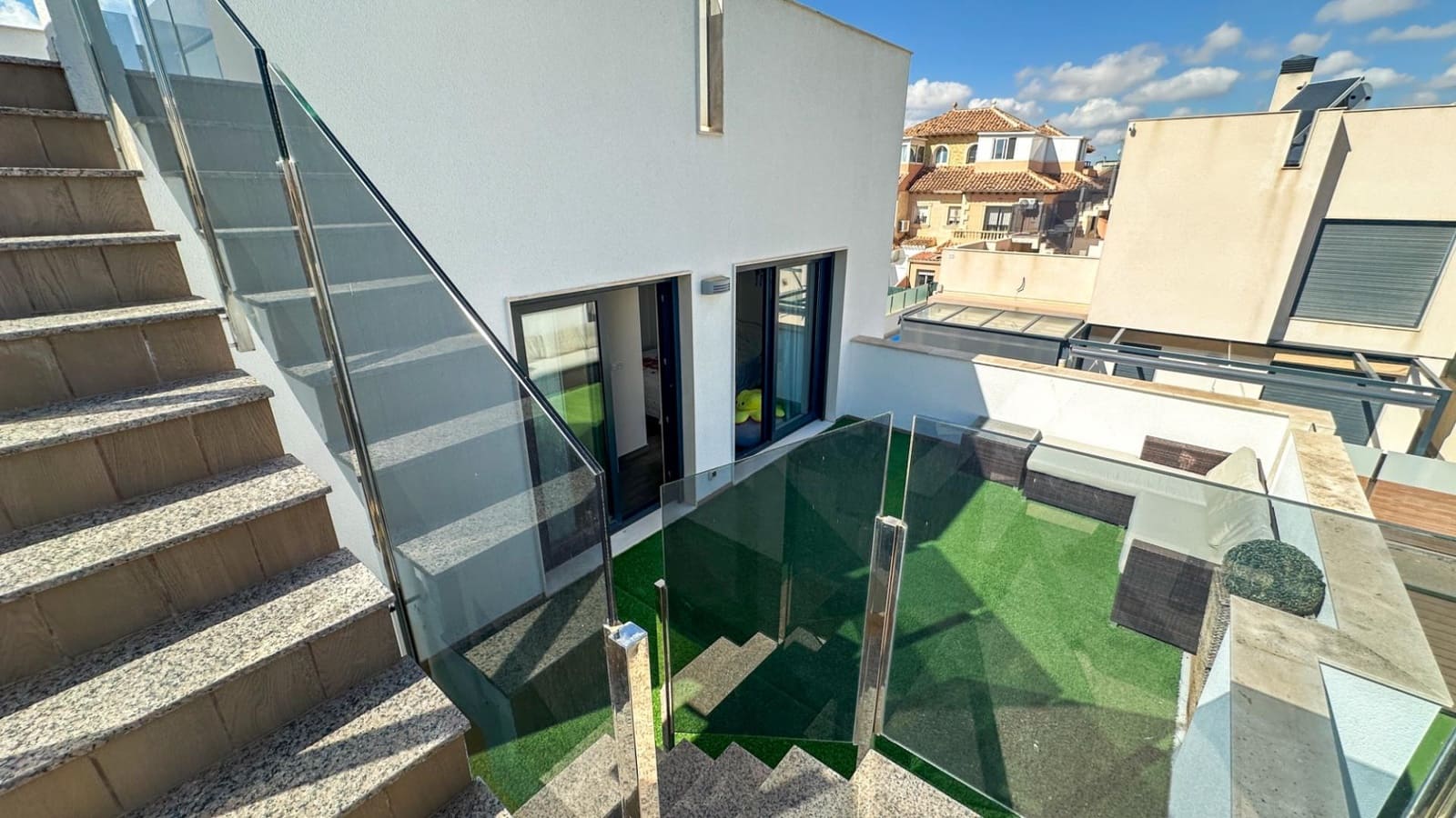 5 camera da letto Villa in vendita in Torrevieja con piscina - 549.000 € (Rif: 10110979)