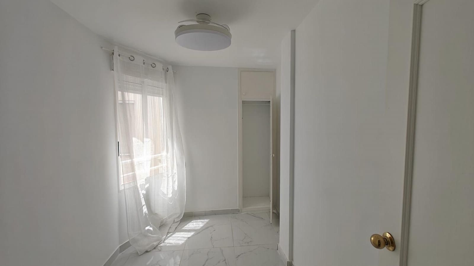 Apartamento de 3 habitaciones en Torrevieja en venta - 165.000 € (Ref: 10110981)