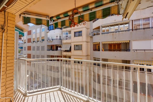 3 soveværelse Lejlighed til salg i Playa del Acequión, Torrevieja - € 169.990 (Ref: 10110983)
