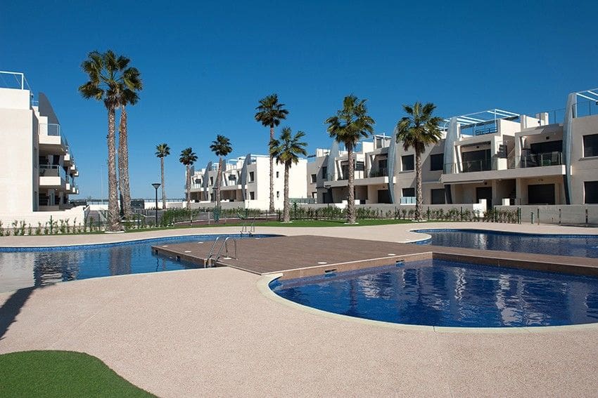 2 slaapkamer Appartement te koop in Torre de la Horadada - € 279.000 (Ref: 10110986)